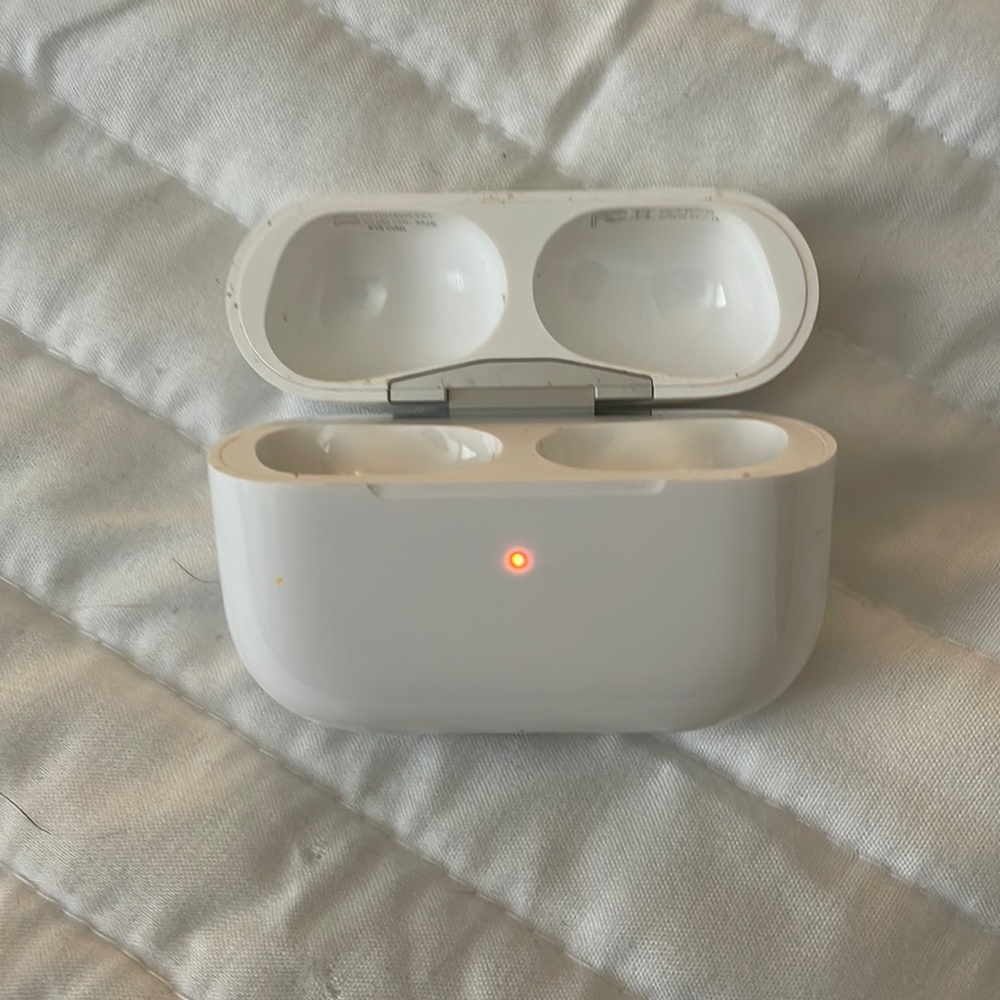 AIRPod Charging Case Series 1 - CASE ONLY